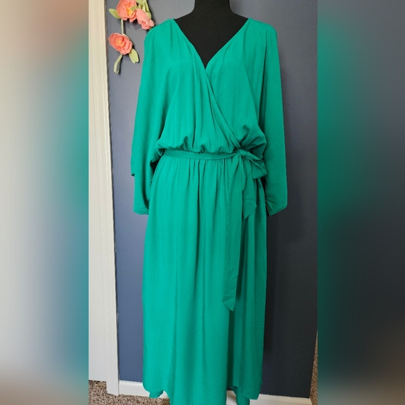 NWT Loralette Day Date Kimono Sleeve Midi Dress Plus Size 18/20 - Picture 1 of 11
